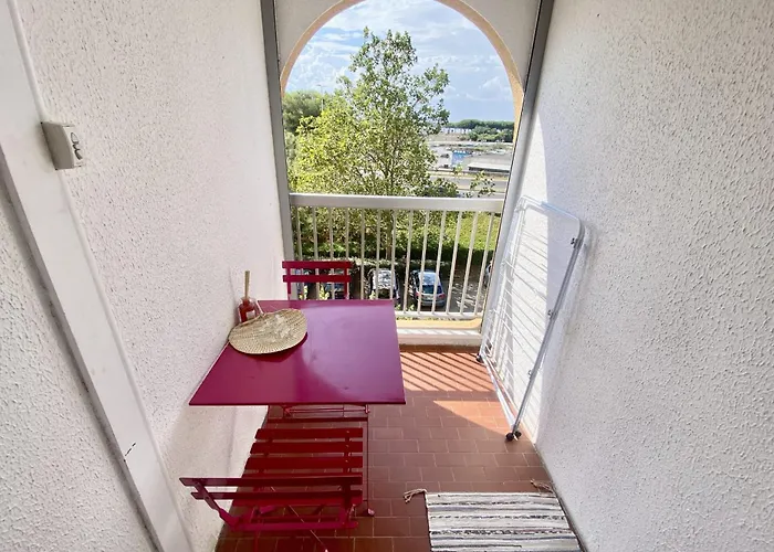 On The Port Of Carnon Apartamento *